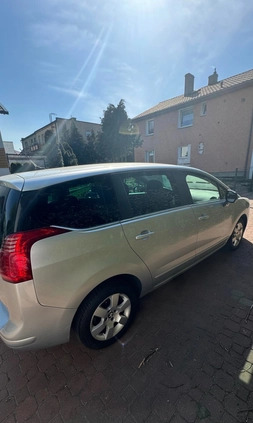 Peugeot 5008 cena 22000 przebieg: 305000, rok produkcji 2015 z Wejherowo małe 326